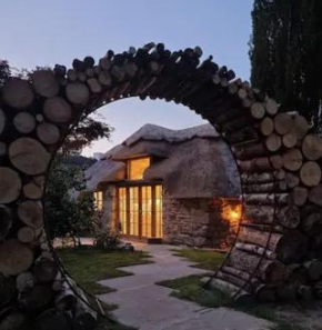 Little Thatch